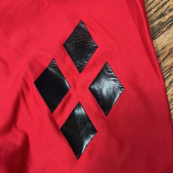 Blackmilk Harley Quinn leggings - Picture 5 of 6